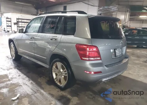 2015 Mercedes-Benz Glk 350 4Matic z USA, uszkodzony, nr VIN WDCGG8JB2FG347624